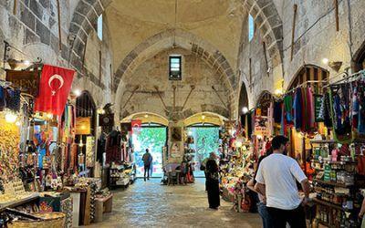 Tarsus: 14 cosas que ver en la ciudad del humus caliente