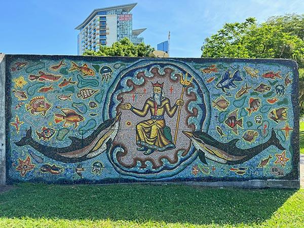 Mosaico del delfinario de Batumi