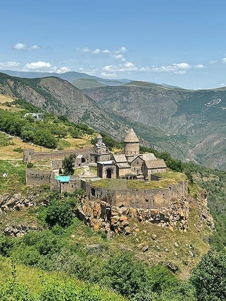 Monasterio de Tatev desde el mirador