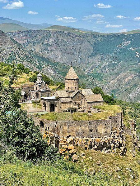 Monasterio de Tatev Monasterio de Tatev