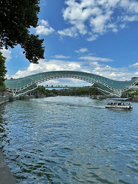 Puente de la Paz, Tbilisi