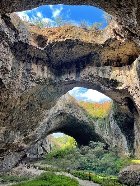 Cueva de Devetshka