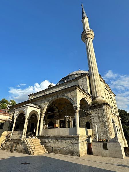Mezquita Izzet Mehmet Pasa