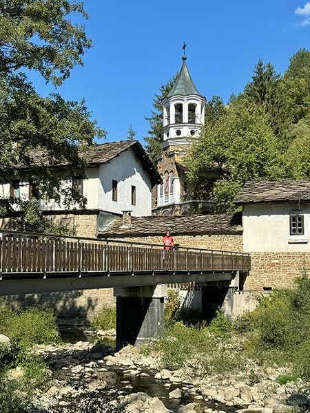 Monasterio de Dryanovo, ubicado en un parque natural de Bulgaria