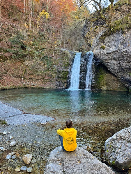 Cascada de Enipeas, en el Monte Olimpo es ideal para hacer senderismo, ver cascadas, y disfrutar de la naturaleza