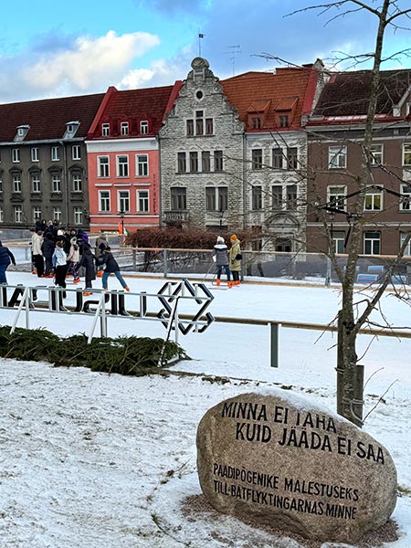 Patina sobre hielo en Tallin, ideal de mediados de noviembre a finales de marzo