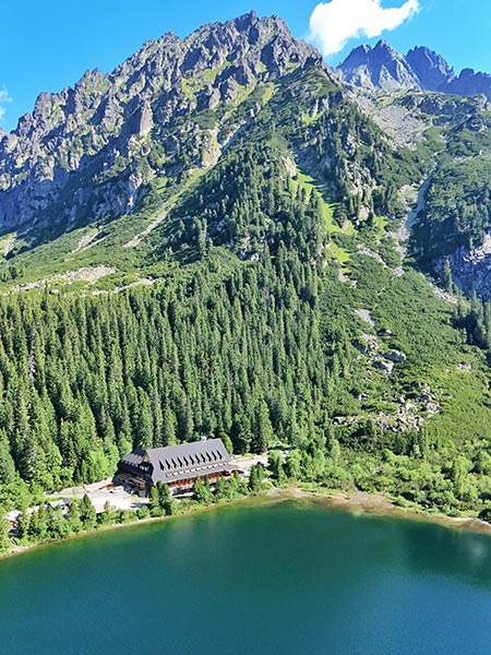 Refugio del lago Propadské