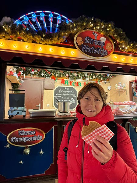 Degustando un rico troop wafel