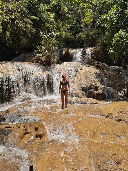 Cascada de Hiêu village, Pu Luong