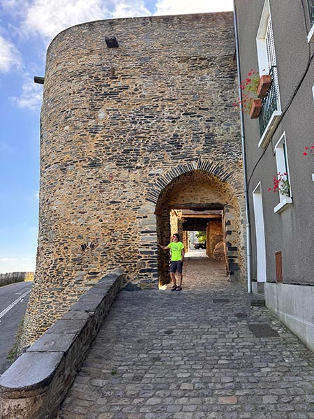Puerta de Saint Pierre