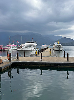 Ferry a Ita Thao